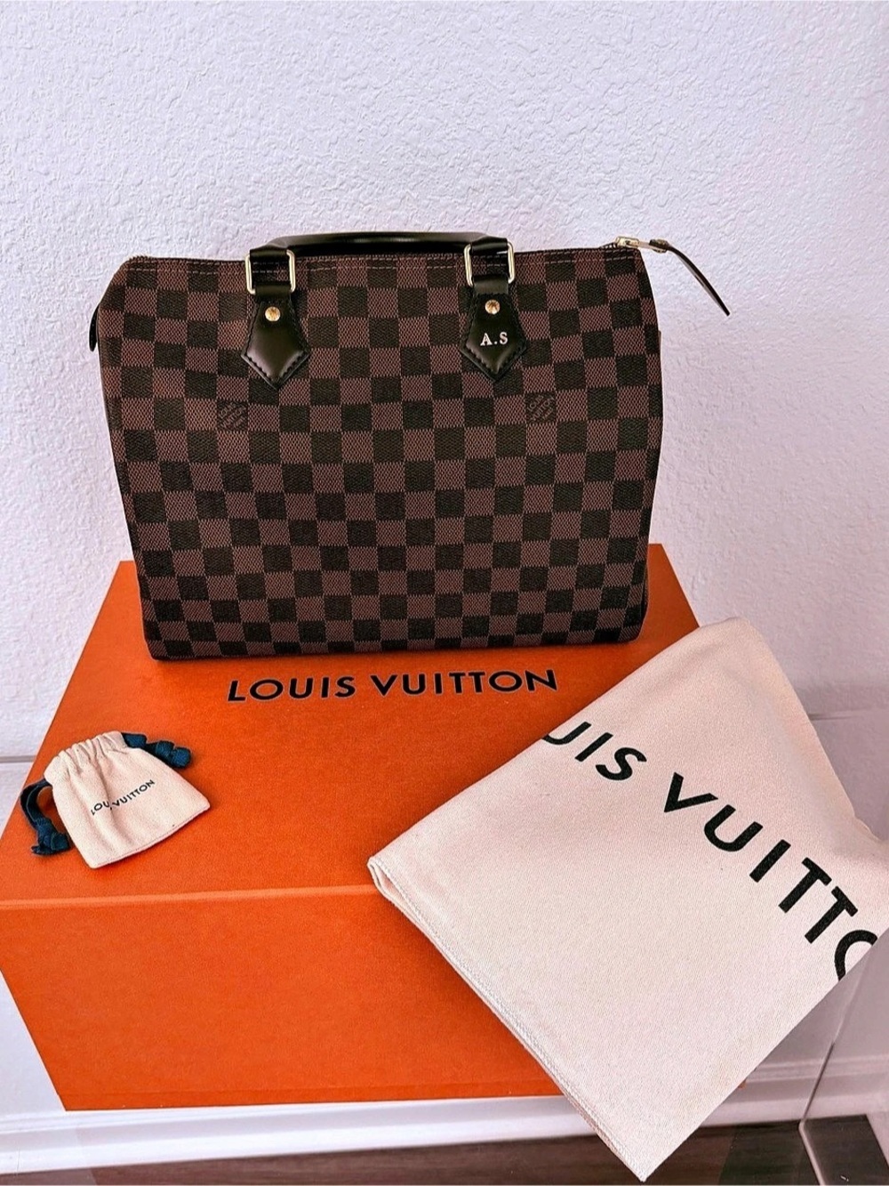 Louis Vuitton Speedy 30